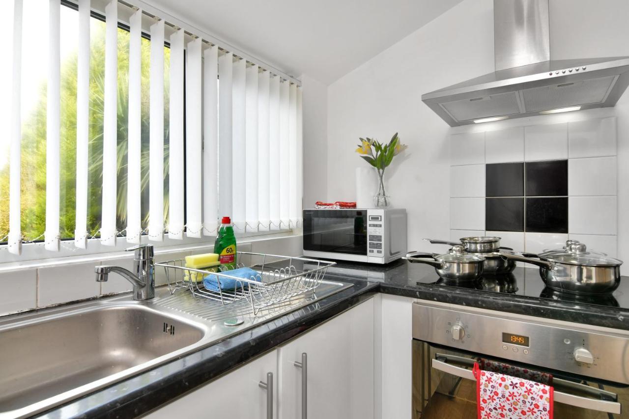 Xclusive Living Stay Near Airport & Nec, The Whitecroft Sheldon  Exterior foto