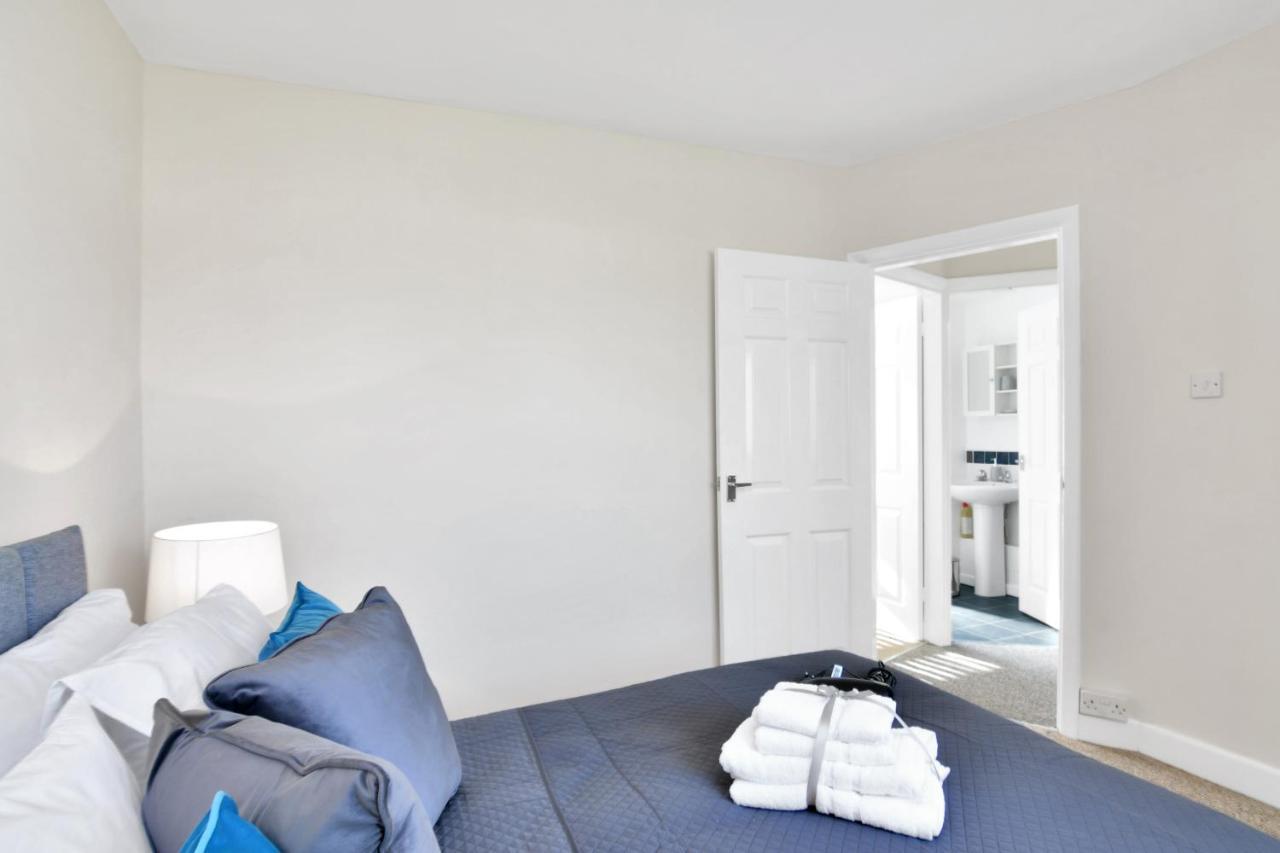 Xclusive Living Stay Near Airport & Nec, The Whitecroft Sheldon  Exterior foto