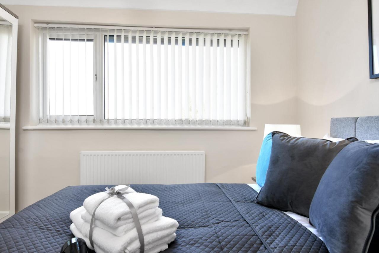 Xclusive Living Stay Near Airport & Nec, The Whitecroft Sheldon  Exterior foto