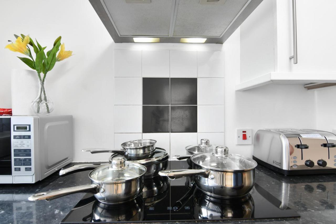 Xclusive Living Stay Near Airport & Nec, The Whitecroft Sheldon  Exterior foto